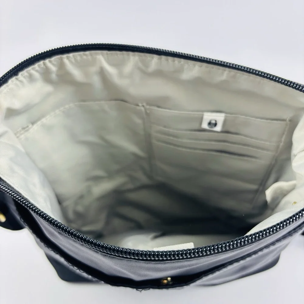 Baggallini this stylish